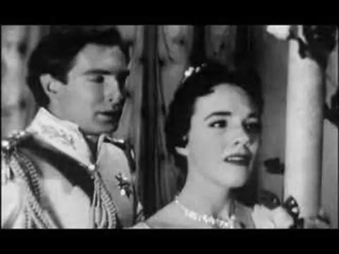 Відео до фільму Cinderella — Cinderella - Trailer
