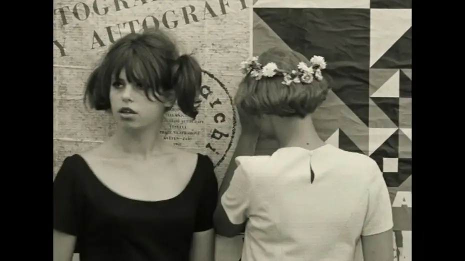 Відео до фільму Маргаритки — Les Petites marguerites (Sedmikrásky, Věra Chytilová, 1966) | trailer | Cannes Classics 2022