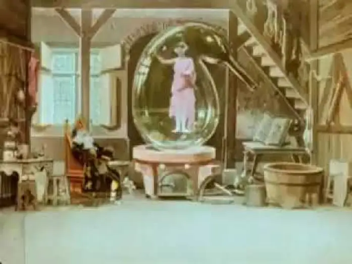 Відео до фільму The Mysterious Retort — 1906 Georges Méliès L'alchimiste Parafaragaramus ou la Cornue Infernale tinted The Mysterious Retort