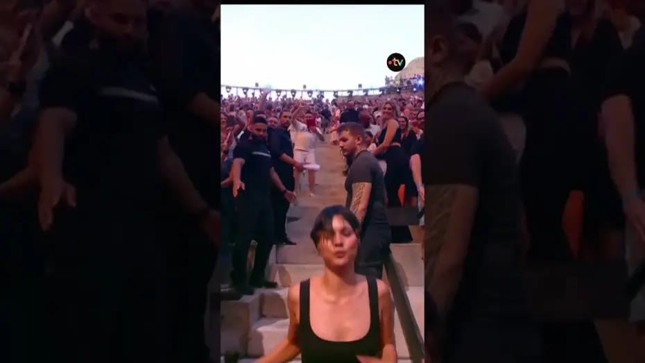 Відео до фільму La F&ecirc;te de la Musique &agrave; Orange | Miki fait chanter le public de la F&ecirc;te de la musique !