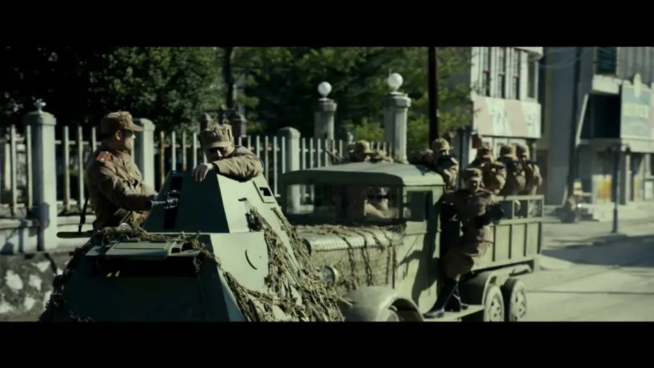 Відео до фільму 인천상륙작전 — MEMORIES OF WAR - extrait "Camion en fuite" (VF)