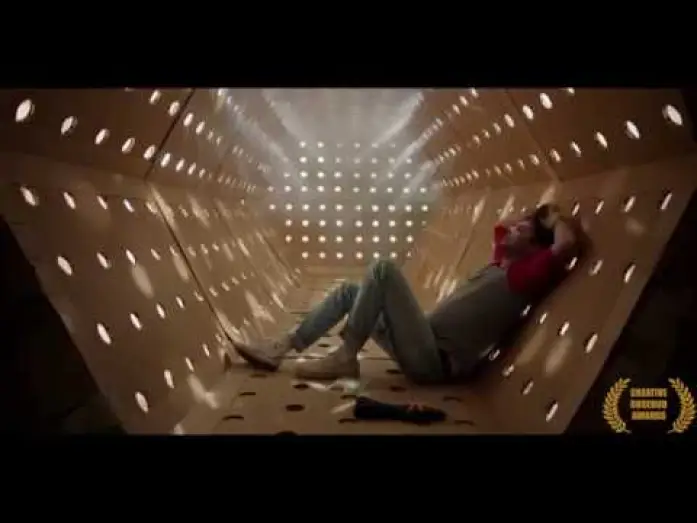 Відео до фільму Dave Made a Maze — Dave Made a Maze  / Trailer / Subtitulado Español
