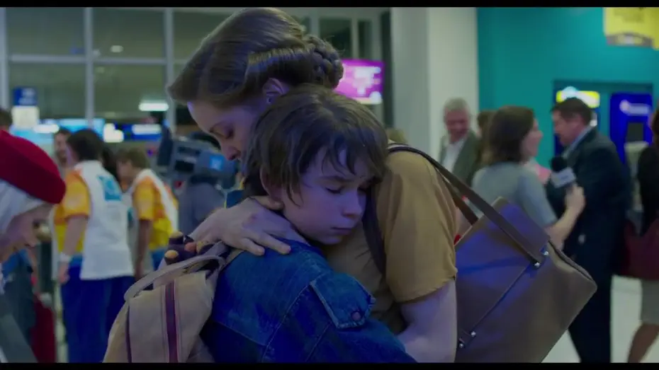 Відео до фільму &Omicron; &Gamma;&iota;&omicron;&sigmaf; &Tau;&eta;&sigmaf; &Sigma;&omicron;&phi;ί&alpha;&sigmaf; | Son of Sofia - Trailer - Stockholm International Film Festival 2017