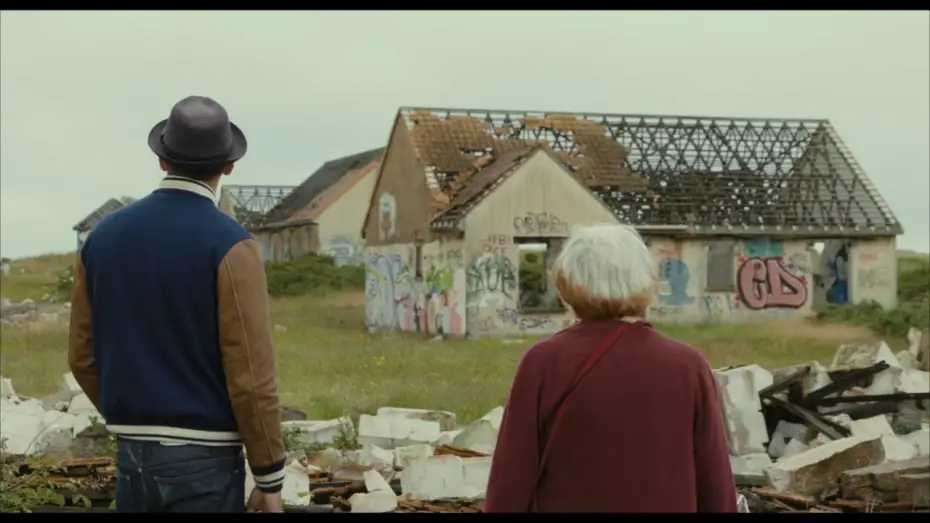 Відео до фільму Обличчя, села — Extrait Pirou-Plage - VISAGES, VILLAGES d'Agnès Varda et JR