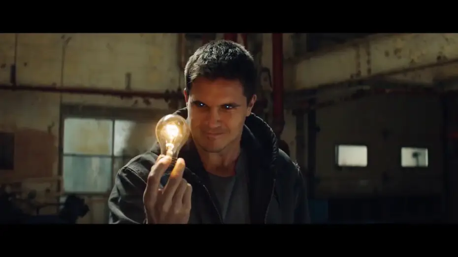 Відео до фільму Код 8 — CODE 8 Bande Annonce VF 2020 HD