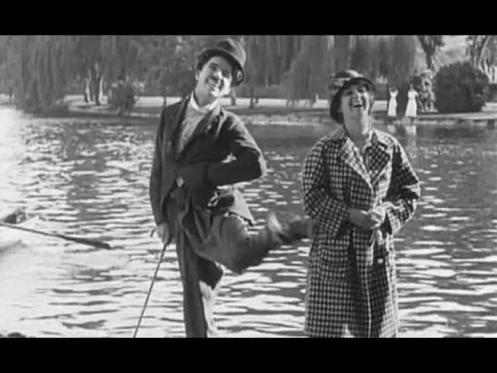 Відео до фільму Відпустка — Recreation (1914) - Charlie Chaplin