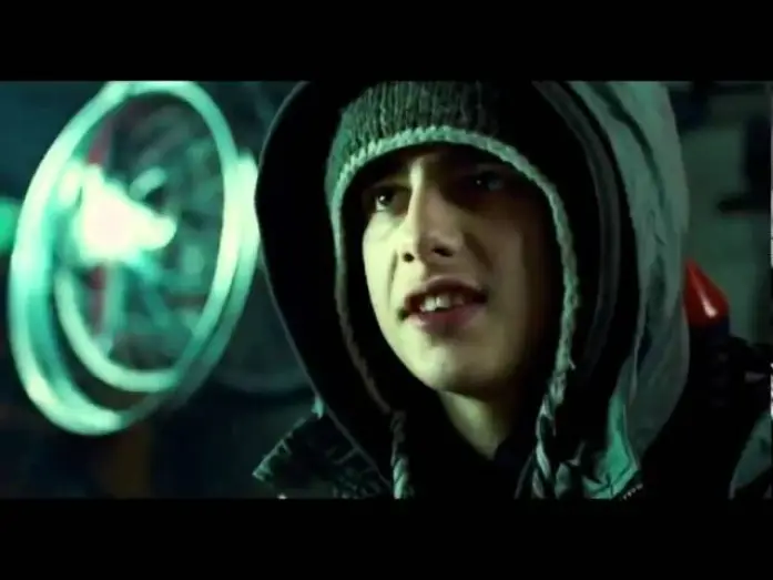 Відео до фільму Чужі на районі — Attack the Block _Invasione Aliena_Trailer- Ita