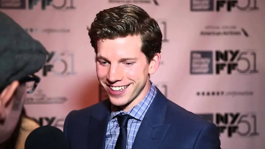Відео до фільму Всередині Л'юіна Девіса — NYFF51: Stark Sands - "Inside Llewyn Davis" Red Carpet