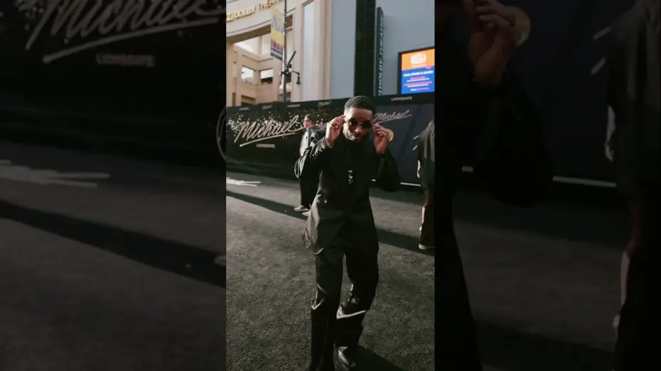 Відео до фільму Майкл | Larenz Tate at the Los Angeles premiere