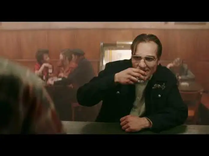 Відео до фільму Золота рукавичка — Il Mostro di St. Pauli | TRAILER UFFICIALE | Dal 29 Agosto Al Cinema