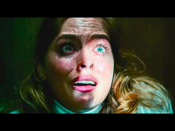 Відео до фільму У твоєму домі хтось є — Hay Alguien En Tu Casa (Trailer español)