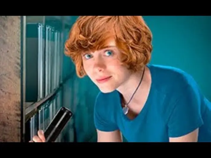 Відео до фільму Nancy Drew and the Hidden Staircase — NANCY DREW: La Escalera Escondida (Trailer español)