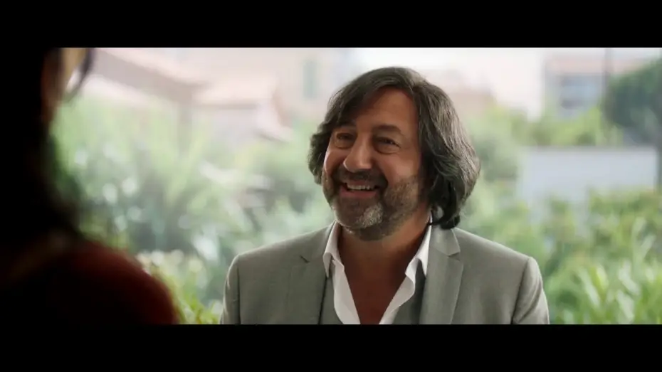 Відео до фільму Французький жиголо — Cómo ser un french lover. Tráiler oficial en español
