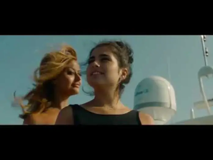 Відео до фільму Моє спекотне літо з Софі — UNE FILLE FACILE - Teaser VF
