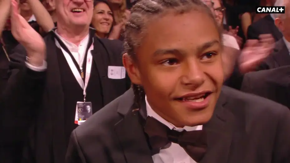 Відео до фільму Знедолені — Réactions de fin de projection du film Les Misérables - Cannes 2019