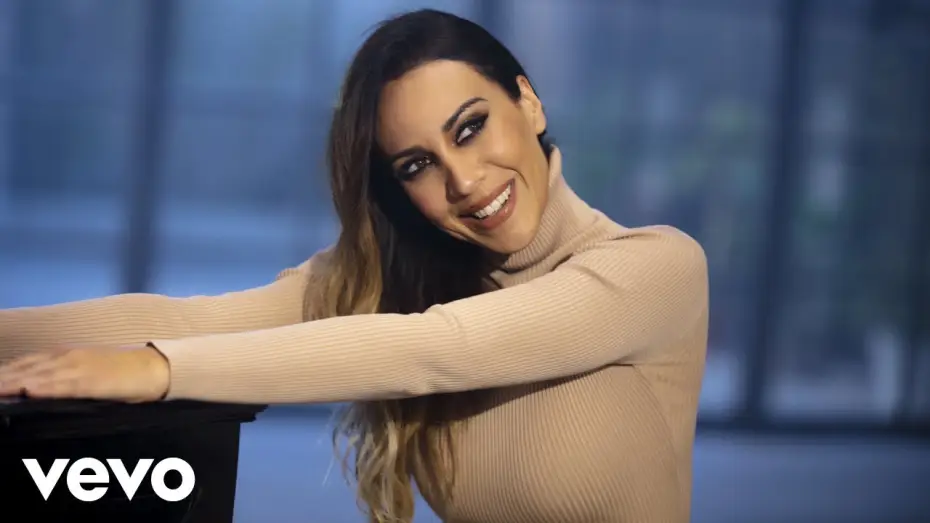 Відео до фільму Моя бабуся лесбійка! — Mónica Naranjo: «Tú y yo y el loco amor»