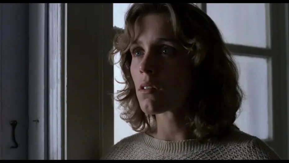 Відео до фільму Просто кров | Two Jump Scares | Blood Simple (1984)
