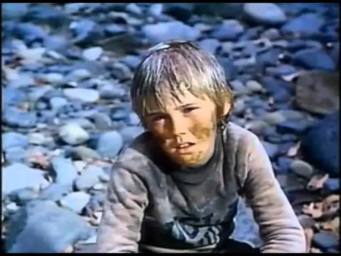 Відео до фільму The Earthling — Clip