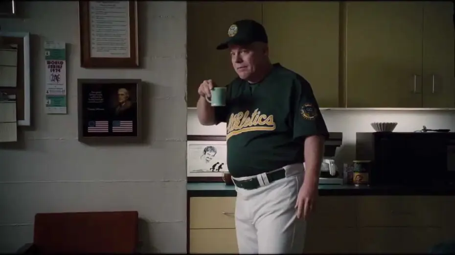 Відео до фільму Людина, яка змінила все | MONEYBALL Film Clip - 'You're Killing This Team'