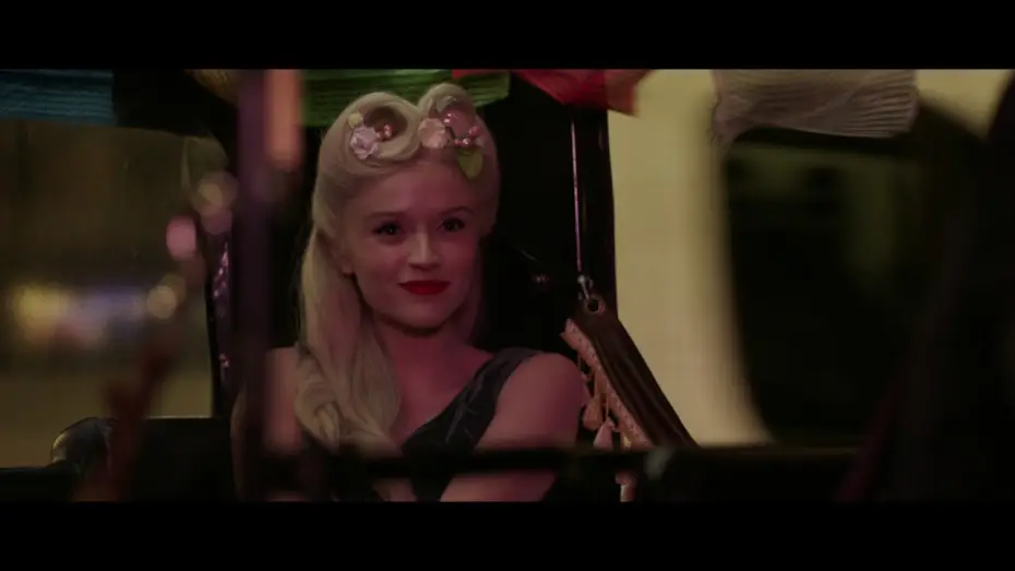 Відео до фільму Русалка в Парижі — Une Sirène à Paris - Bande Annonce [VF]
