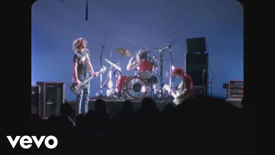 Відео до фільму Nirvana: Live at the Paramount — Nirvana - School (Live At The Paramount, Seattle / 1991)