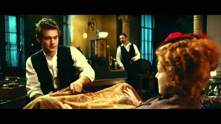 Відео до фільму Дорослі іграшки — Hysteria - Trailer en Castellano y HD (Alta definición)
