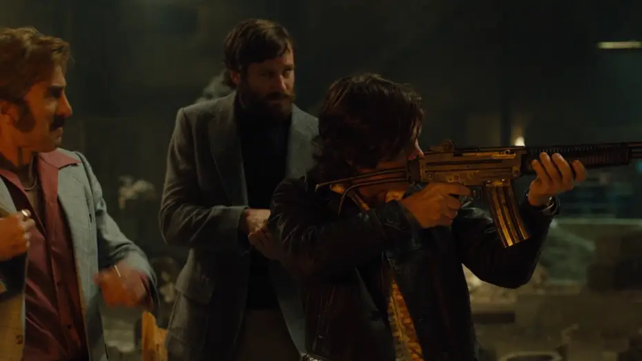 Відео до фільму Перестрілка — FREE FIRE - Extrait - Test de la marchandise - VOST