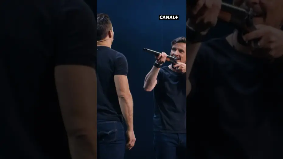 Відео до фільму Ferrari, Tsamere, Lecaplain : La Tournée du Trio — Jeremy Ferrari qui se retient de rire 😂