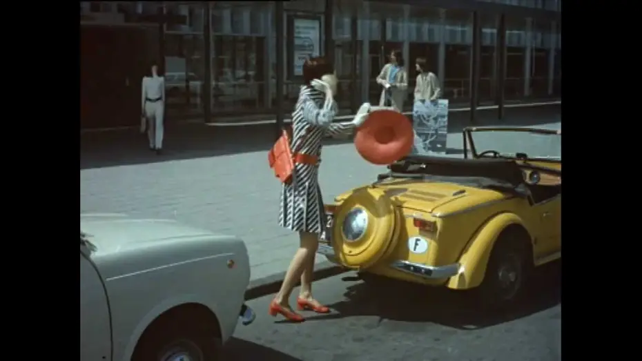 Відео до фільму Трафік | Jacques Tati Trafic - Trailer