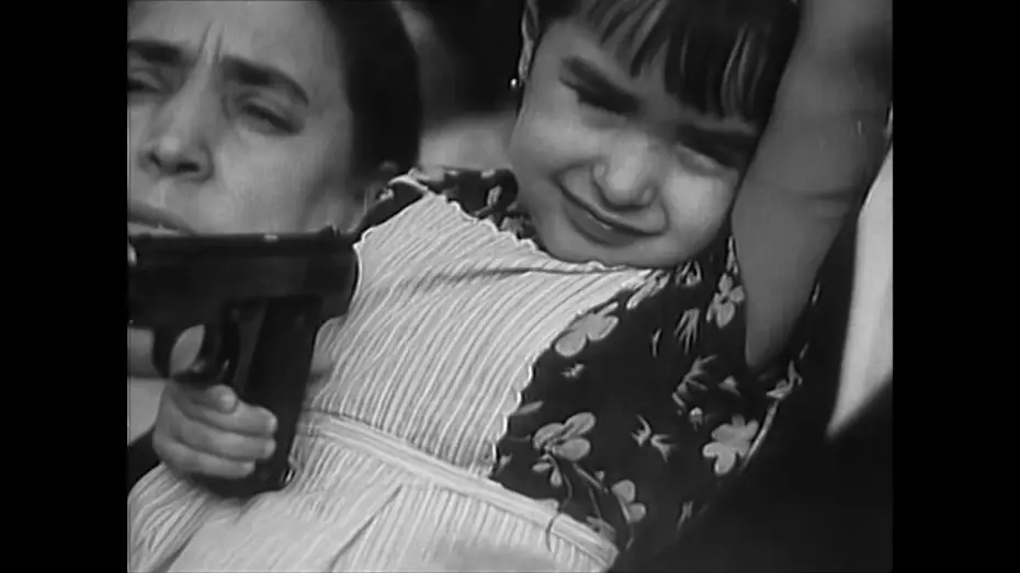 Відео до фільму Palabras para un fin del mundo — Escuelas