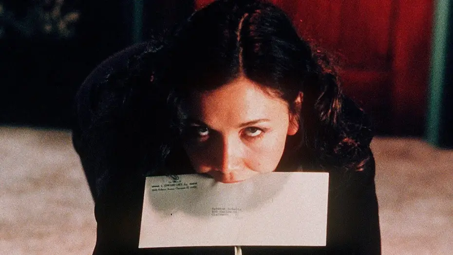 Відео до фільму Секретарка | Secretary (2002) -  Trailer ITALIANO