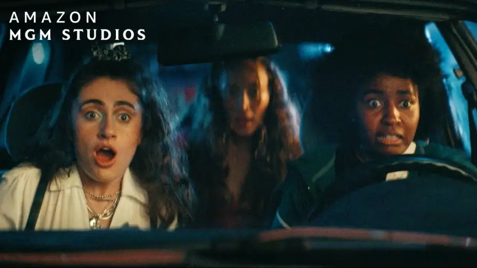 Відео до фільму Невдахи | Josie Hits Jeff With Her Car
