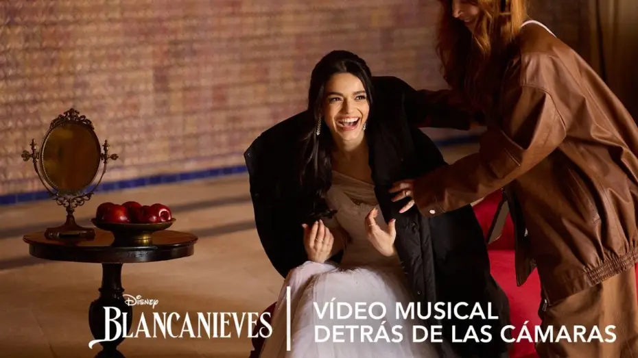 Відео до фільму Білосніжка | Blancanieves | Detr&aacute;s de las c&aacute;maras del v&iacute;deo musical de &lsquo;Waiting On A Wish&rsquo; | Ya en cines