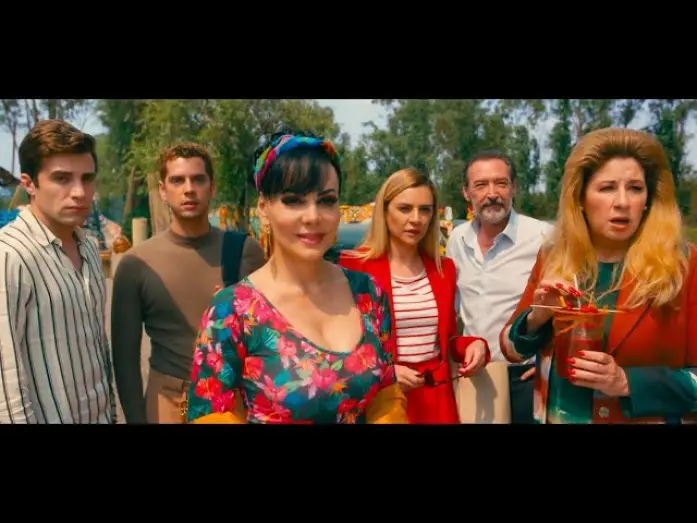 Відео до фільму Juntos pero no revueltos — La novia de América - Trailer
