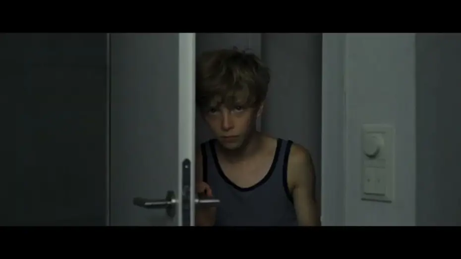 Відео до фільму На добраніч, мамо — Buenas noches, mamá - Tráiler