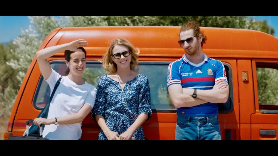 Відео до фільму On sourit pour la photo — Say Cheese / On sourit pour la photo (2022) - Trailer (French)