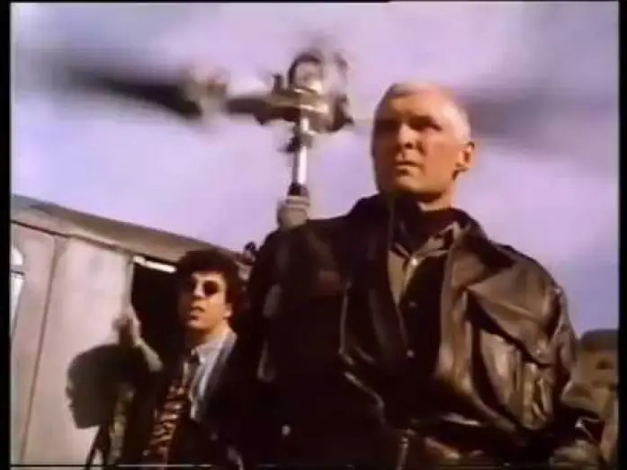 Відео до фільму В облозі 2. Темна територія — Alarmstufe Rot 2 - 1995 - Trailer Deutsch/German - Steven Seagal