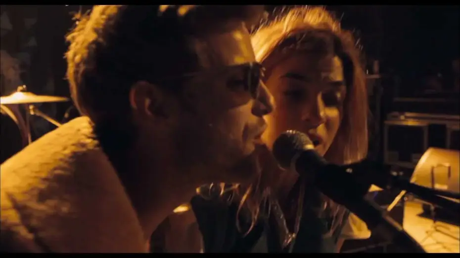Відео до фільму Заручники РОКу — ROCK'N'LOVE - Extrait 1 "Tainted Love"