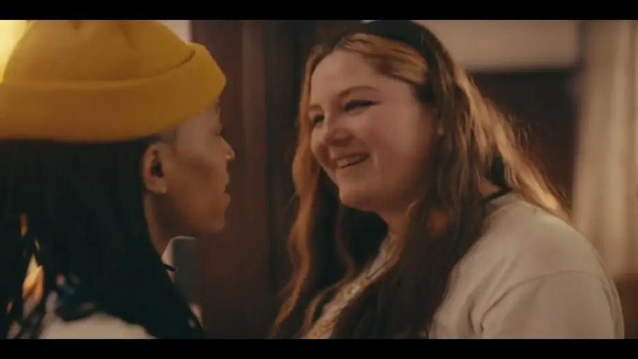 Відео до фільму Cora Bora — Surprise Visit