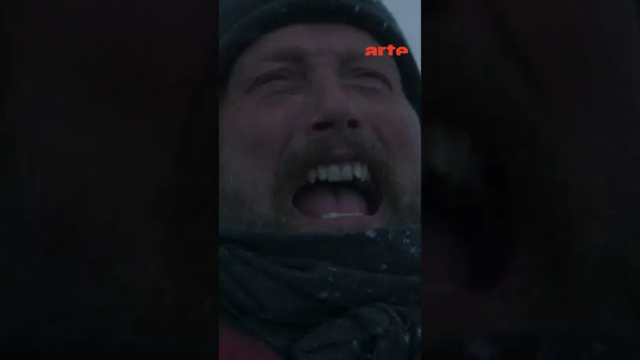 Відео до фільму Mads Mikkelsen, le diable au corps | Mads Mikkelsen &agrave; l'&eacute;preuve du froid ❄️🥶 | ARTE Cinema