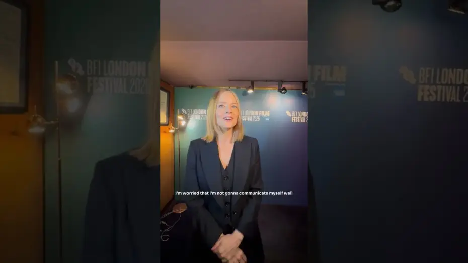 Відео до фільму Приватне життя — Turns out Jodie Foster has a different personality when she's speaking French