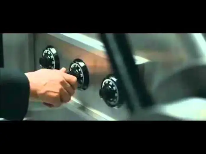 Відео до фільму Без вад — Flawless - Official Movie Trailer