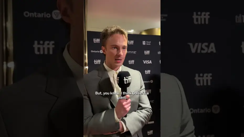 Відео до фільму Квір | Drew Starkey's "Beautiful Experience" Working With Daniel Craig in QUEER