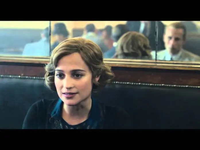 Відео до фільму Дівчина з Данії — Danish Girl / Extrait "Rencontre Au Bar " VF [Au cinéma le 20 janvier 2016]