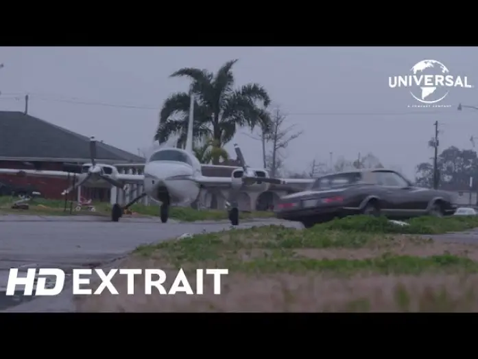 Відео до фільму Баррі Сіл: Король контрабанди | Barry Seal : American Traffic / Extrait &ldquo;Atterrissage urbain&rdquo; VF [au cin&eacute;ma le 13 septembre]