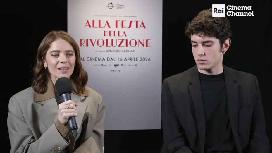Відео до фільму Alla festa della Rivoluzione | ALLA FESTA DELLA RIVOLUZIONE - #RoFF20 - Intervista al regista Arnaldo Catinari e al cast