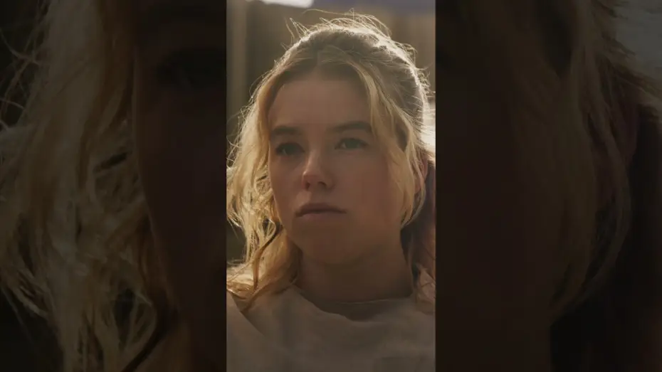 Відео до фільму Суперґьорл — There’s a reason she’s got tough skin.