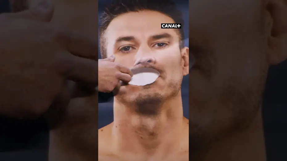 Відео до фільму Ferrari, Tsamere, Lecaplain : La Tournée du Trio — Arnaud a fait un sketch horrible devant son fils 🤣