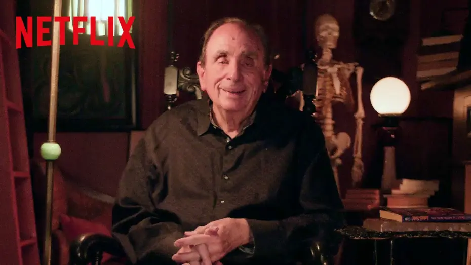 Відео до фільму Вулиця страху: Королева випускного | R.L. Stine Reads Fan Comments