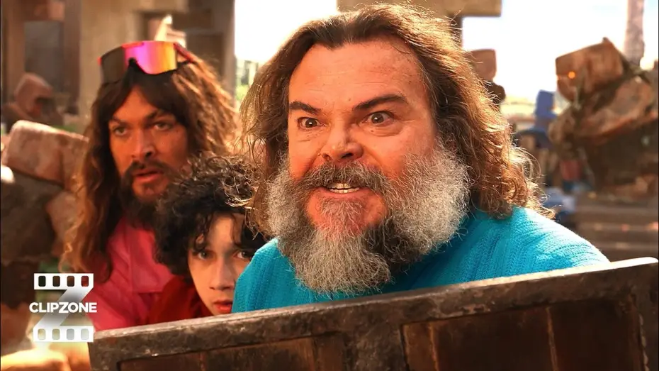 Відео до фільму Майнкрафт | Jack Black / Steve Leads the Village Escape